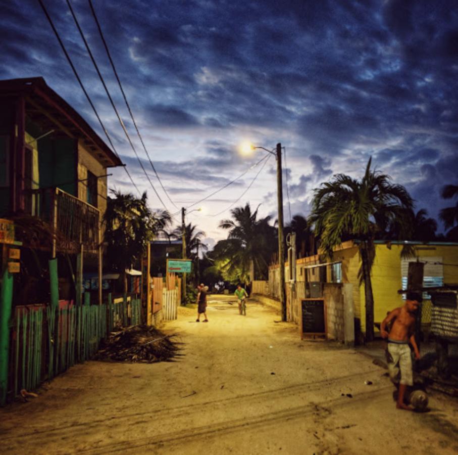 Go Slow Guesthouse Caye Caulker Ngoại thất bức ảnh